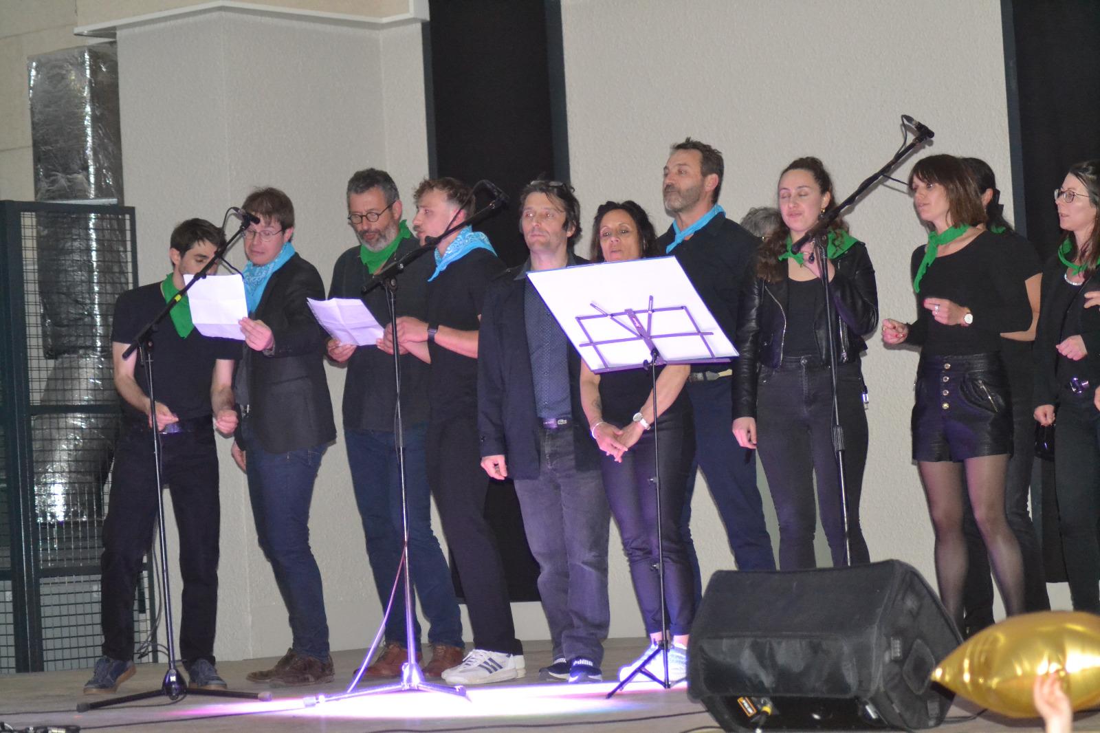 2024-2025 - Salles-Curan - Ensemble scolaire Monts-et-Lacs - PHOTO PROFS SEANCE