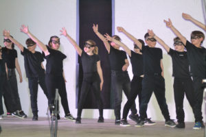 2024-2025 - Salles-Curan - Ensemble scolaire Monts-et-Lacs - Spectacle 11 avril